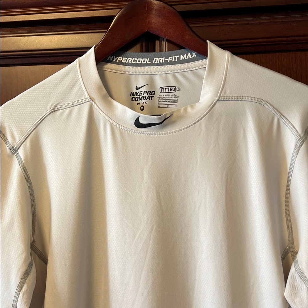 Nike Pro Combat Dri-Fit Hypercool Max Fitted Stretch Light Gray Sportswear!